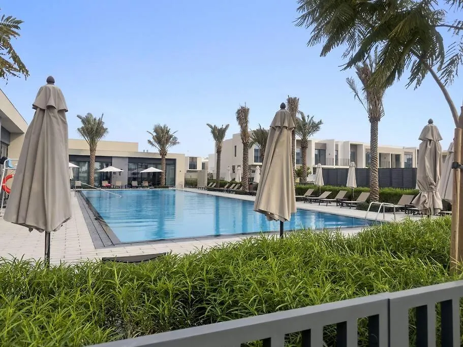 Relaxing Staycation - Villa With Community Pool Ντουμπάι 0*,  Ηνωμένα Αραβικά Εμιράτα